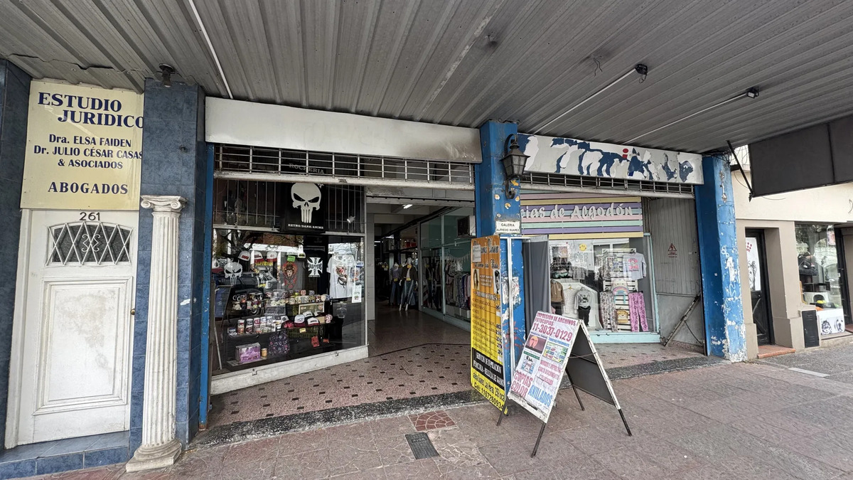Local en Ituzaingó Centro