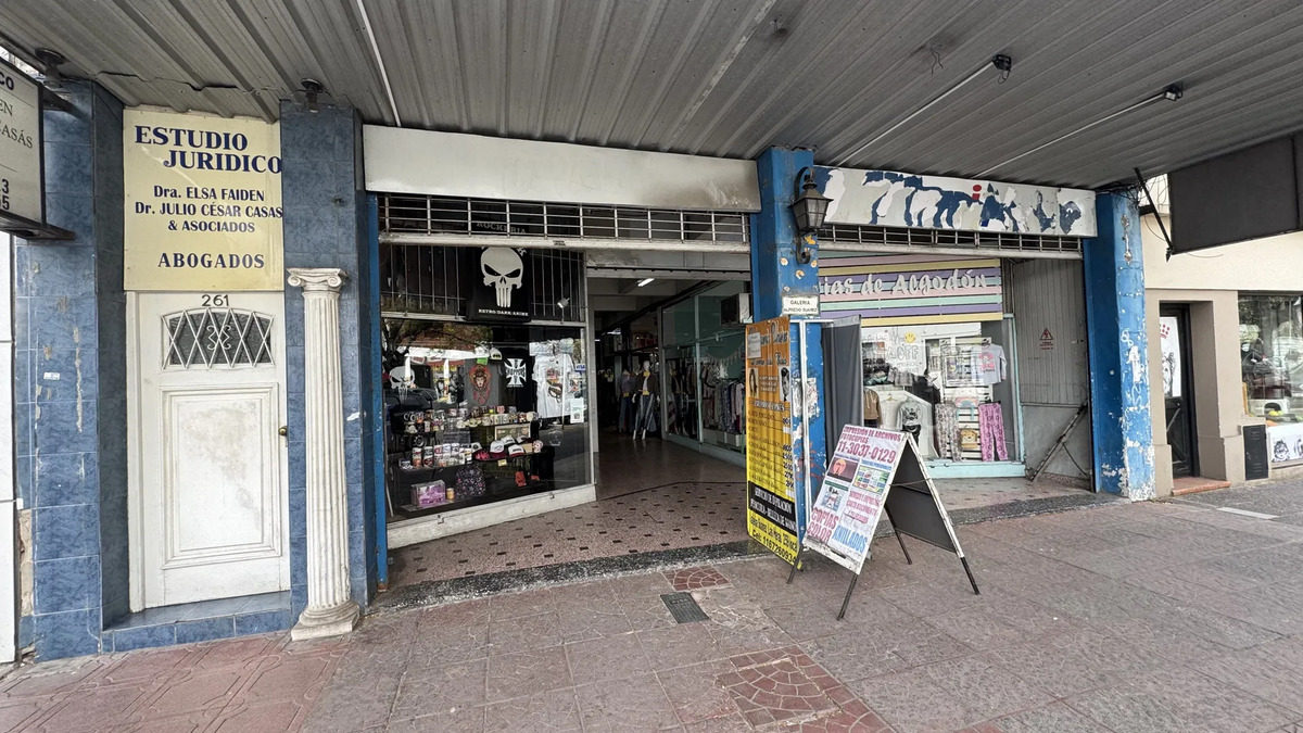 Local en Ituzaingó Centro