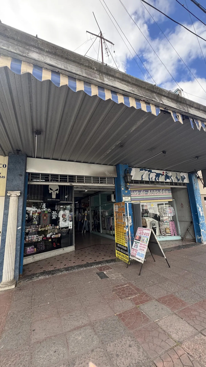 Local en Ituzaingó Centro