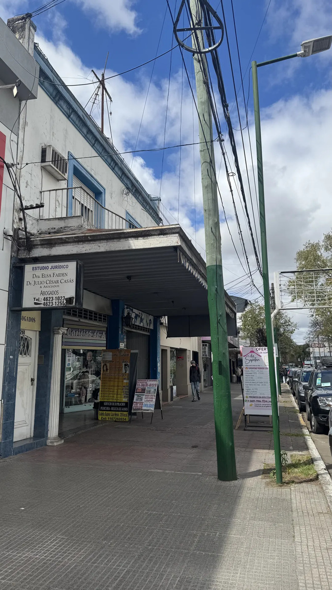 Local en Ituzaingó Centro