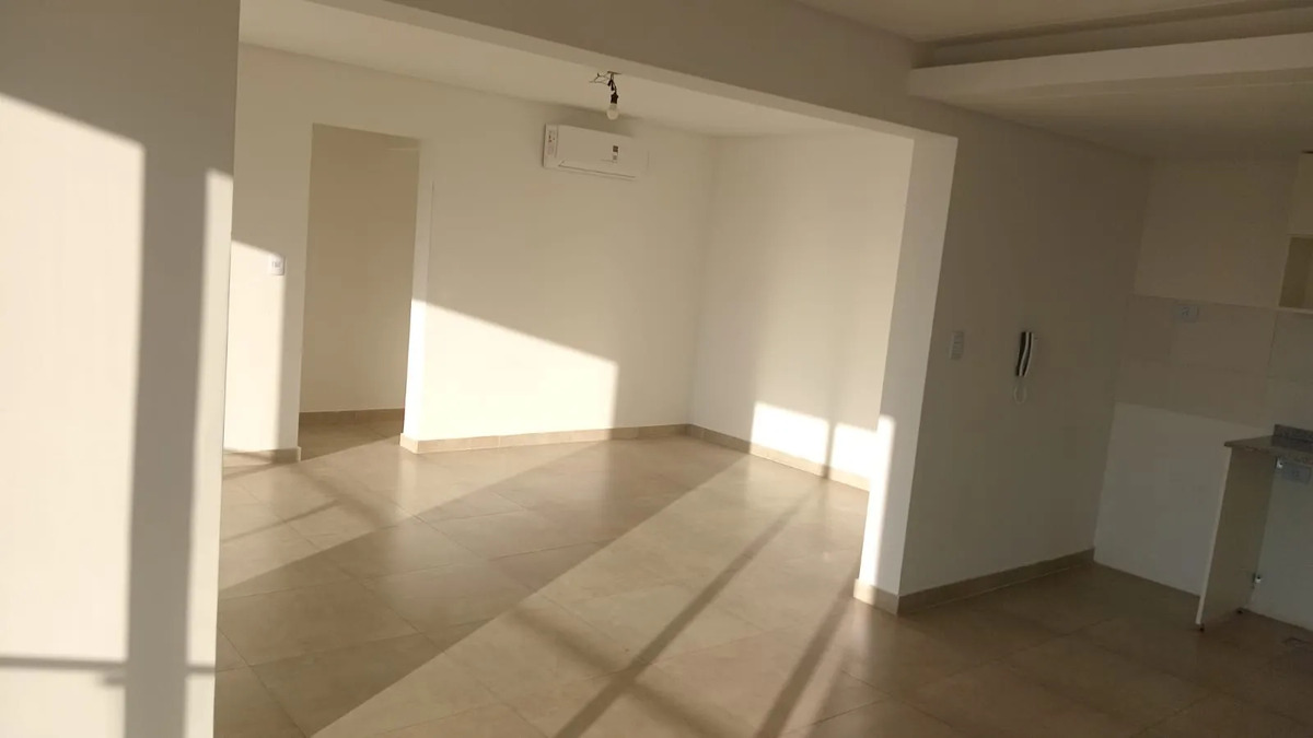 Departamento en Ituzaingó Centro